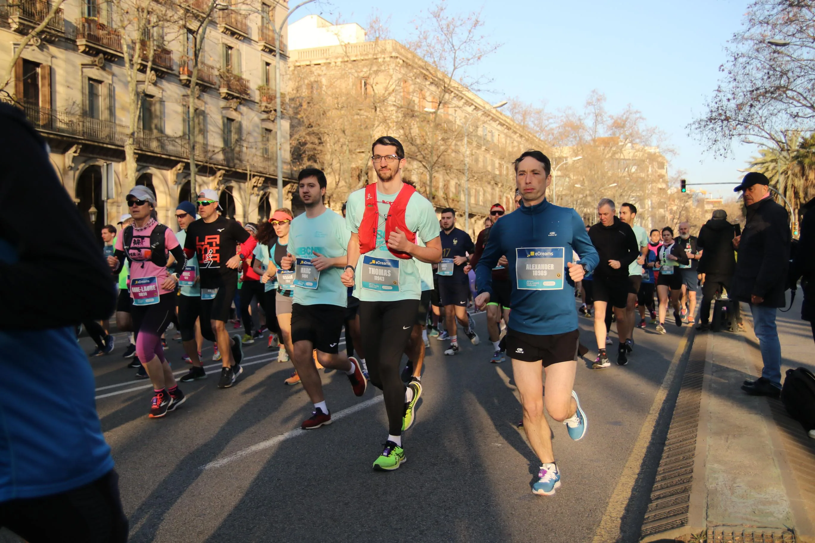 Semi-Marathon de Barcelone 2023 : explosion du record en 1h53 — Débrief course